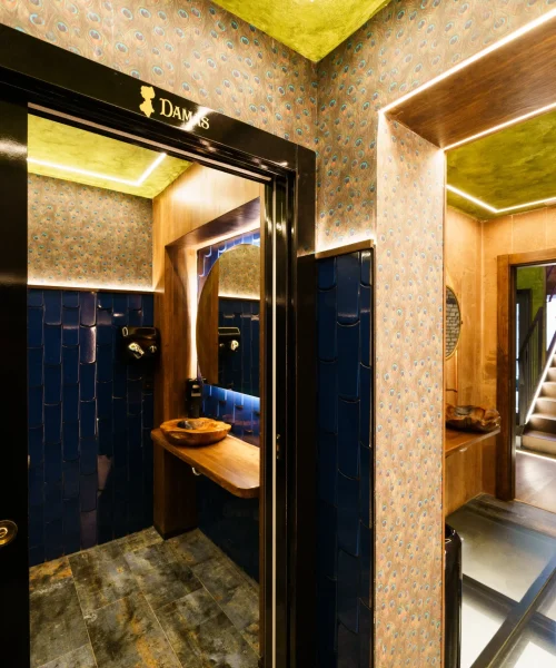 interior-of-a-bathroom-in-a-luxury-restaurant-2026-03-09-02-55-41-utc